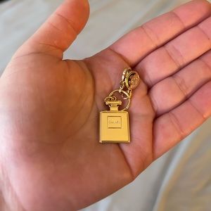 CHANEL Dainty Gold Keychain